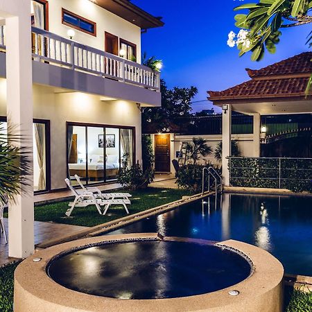 Avoca Pool Villas Pattaya Extérieur photo